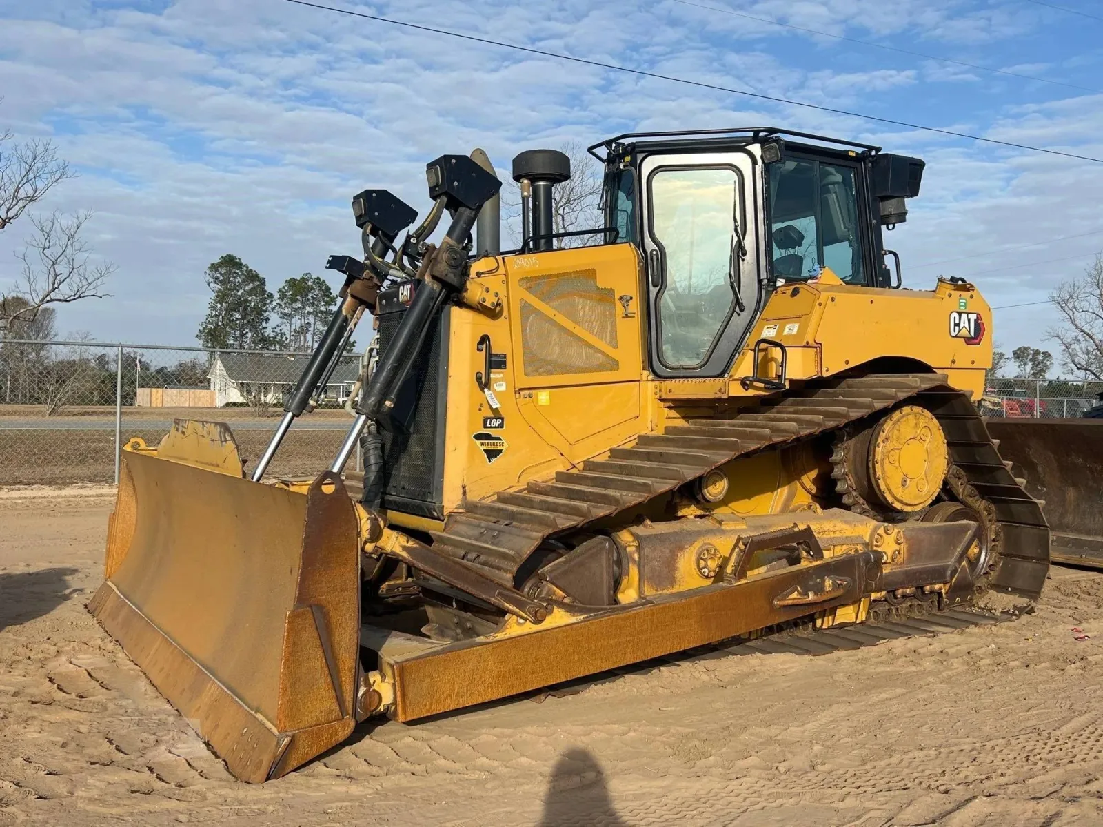 2022 CATERPILLAR D6 XE LGP