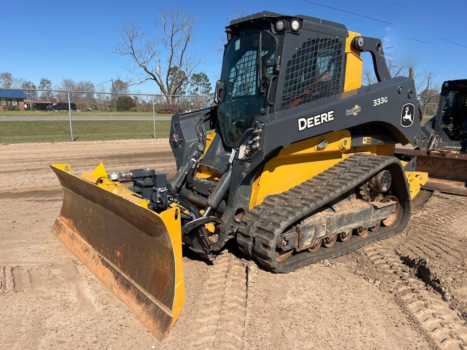 2023 John Deere 333G